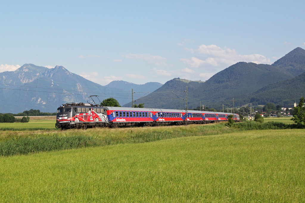 115 509 mit DZ 13994 (Rijeka – Nrnberg) am 16.06.2012 bei Bernau.