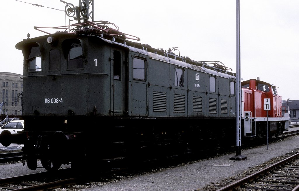 116 008  M�nchen  03.89