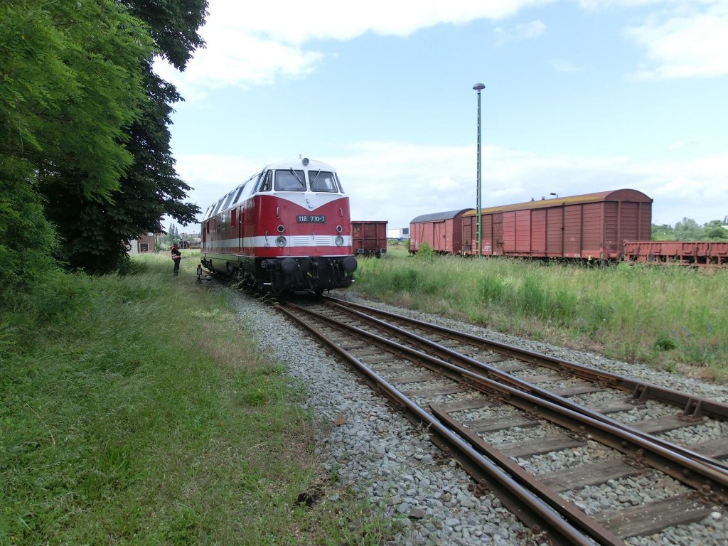 118 770-7 in Sta�furt Bw Museum Sta�furt (Sonderfahrt des Bw Museums Leipzig Plagwitz mit BR 118  Mit Volldampf in den Salzlandkreis nach Sta�furt ) 02.06.2012