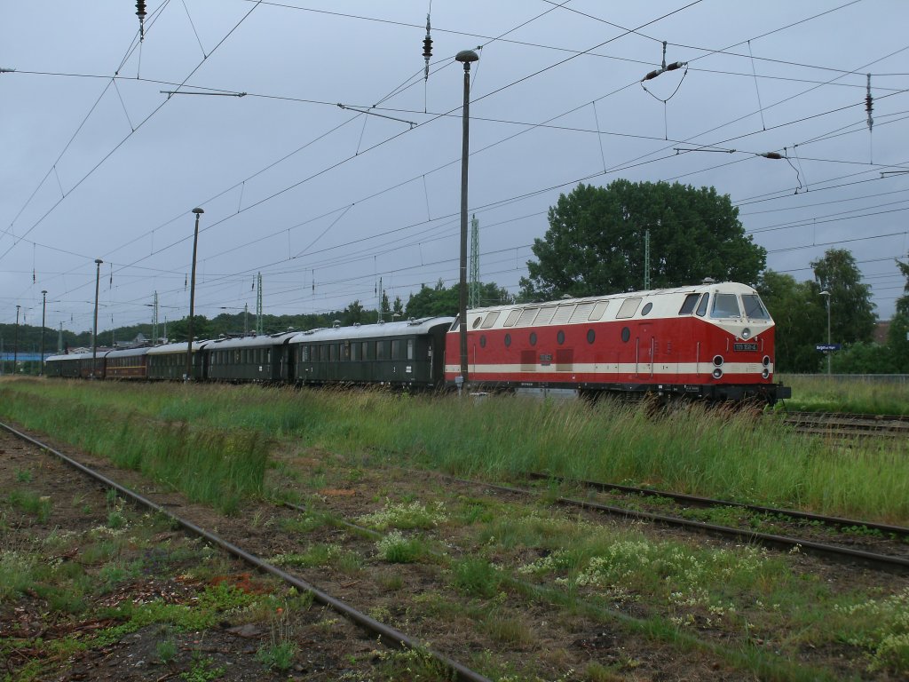 119 158 mit dem Strtebekersonderzug,am 29.Juni 2013,in Bergen/Rgen.