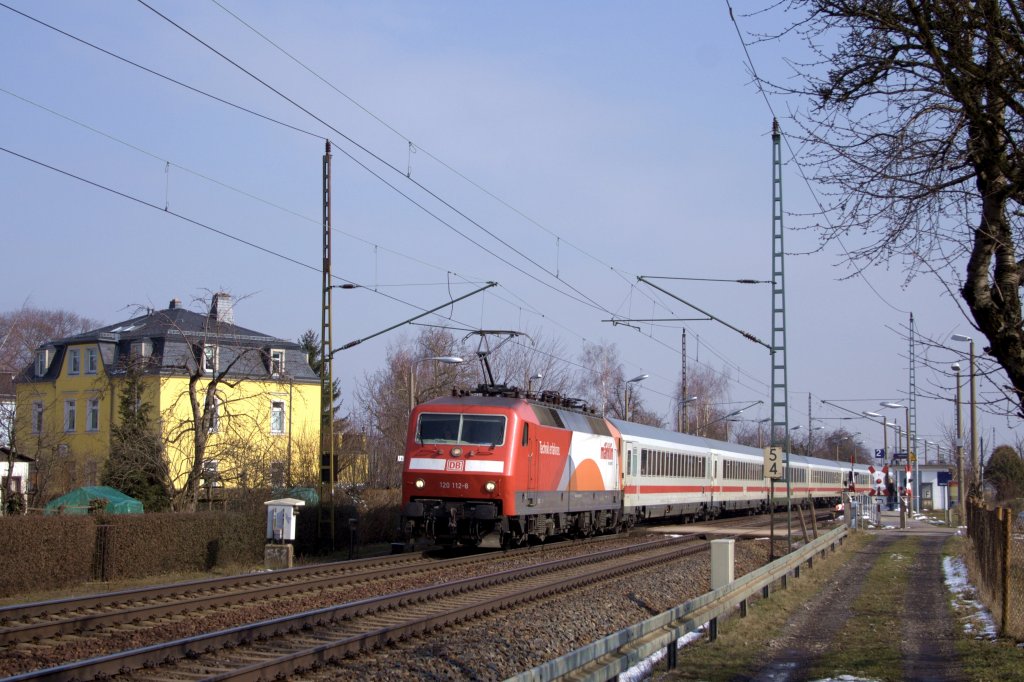 120 112-8 ist am 20.03.'13 mit IC2912 in Dresden-Stetzsch unterwegs