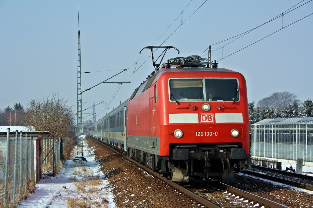 120 130-0 fhrt am 11.02.'12 EC175 mit 70 Minuten Verzug durch Dresden-Stetzsch 