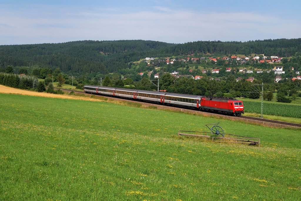 120 131 mit IC 282 bei Mhringen (21.07.2010)