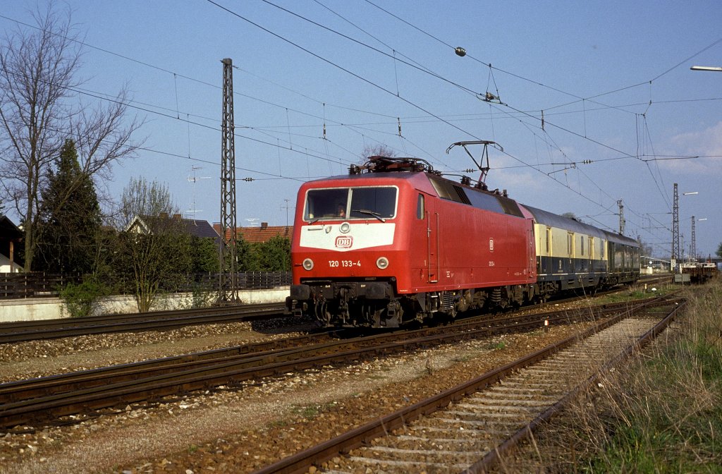 120 133  Haspelmoor  23.04.94  mit Postzug