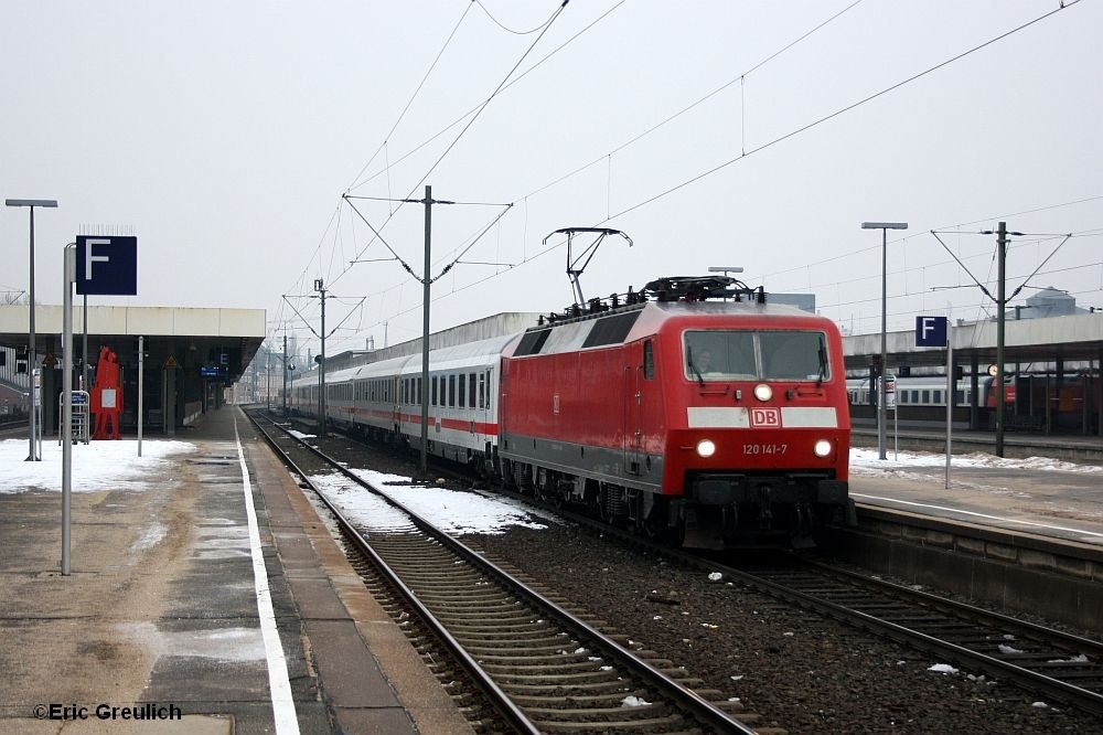 120 141 mit IC1917 nach Koblenz am 24.1.2010.