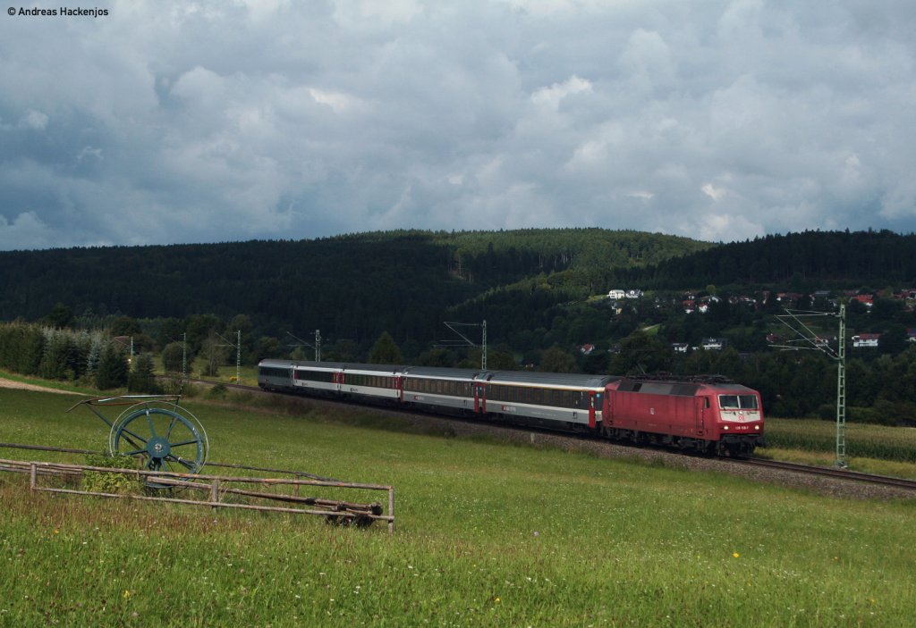 120 155-7 mit dem IC 28	(Zrich HB-Stuttgart Hbf) bei Mhringen 29.8.10