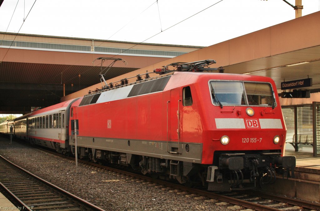 120 155-7 mit IC 118 von Salzburg Hbf nach Mnster (Westf) Hbf in Dsseldorf Hbf am 02.06.13.