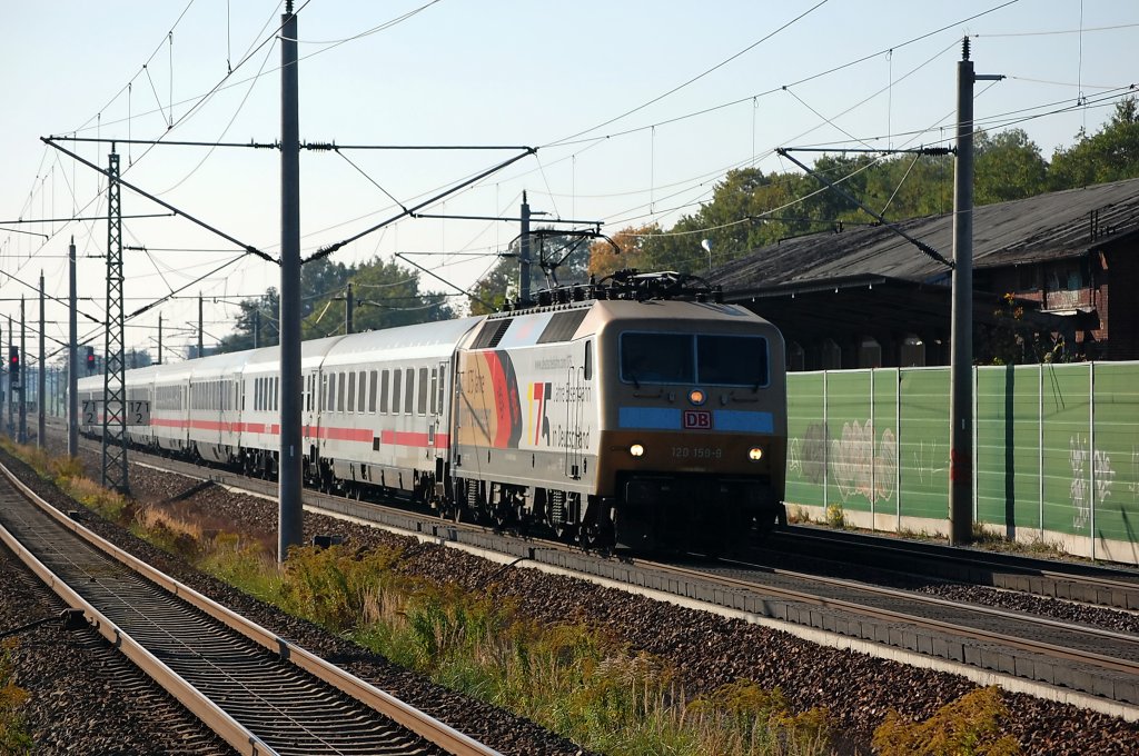 120 159-9  175 Jahre Deutsche Eisenbahn  mit dem IC 143 nach Berlin Ostbahnhof in Rathenow. 10.10.2010
