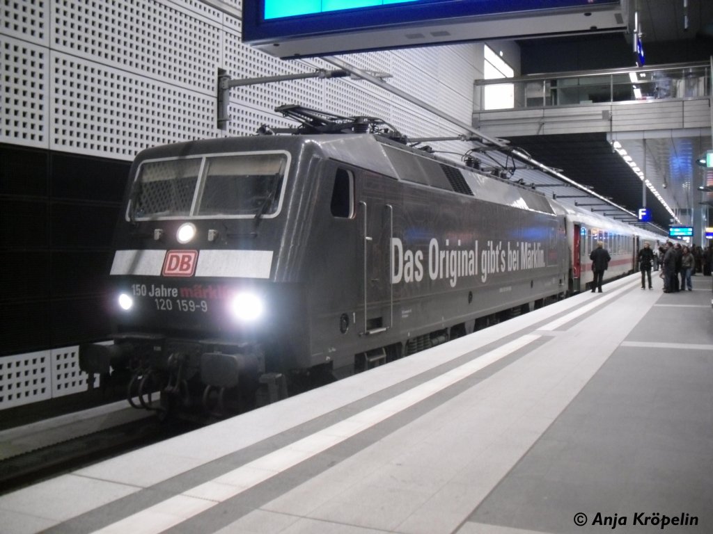 120 159 in Berlin Hbf tief am EC 174 am 31.10.09