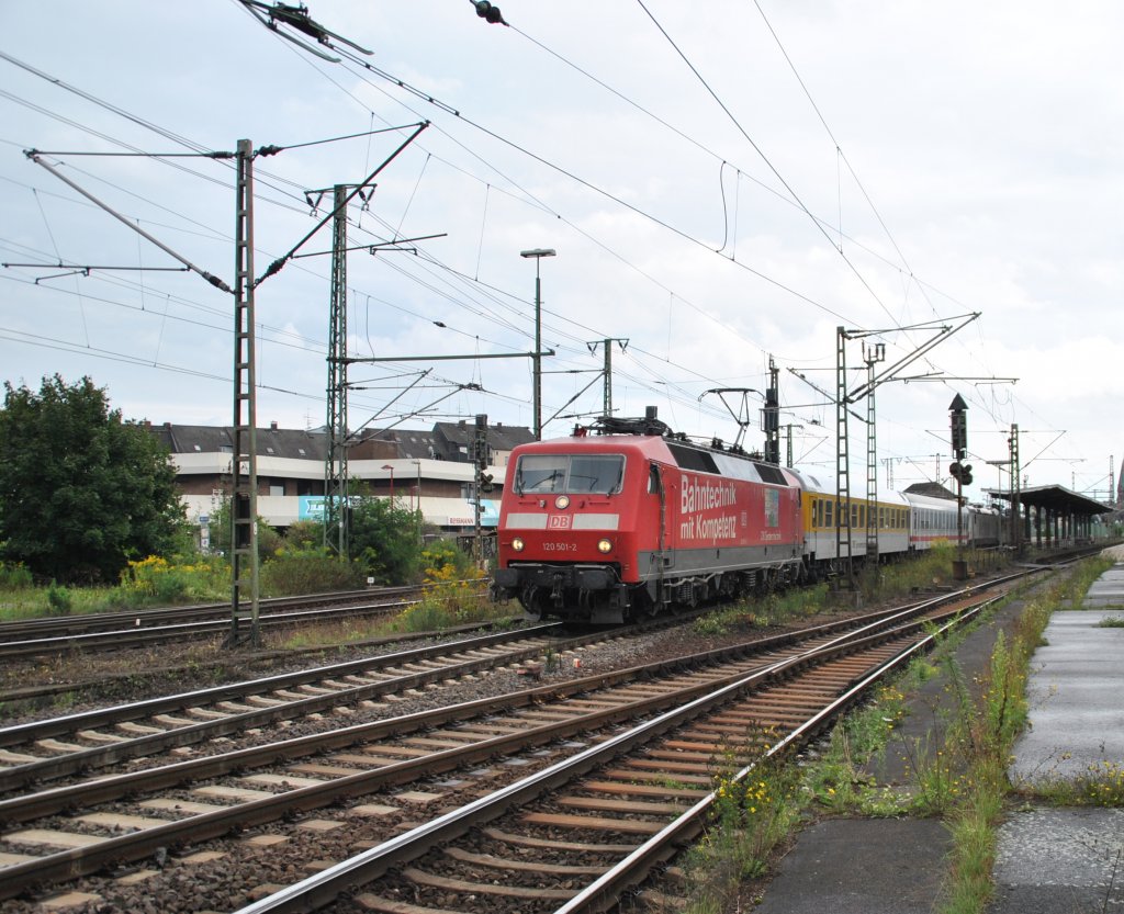 120 501-2 am 23.08.10 in Lehrte.