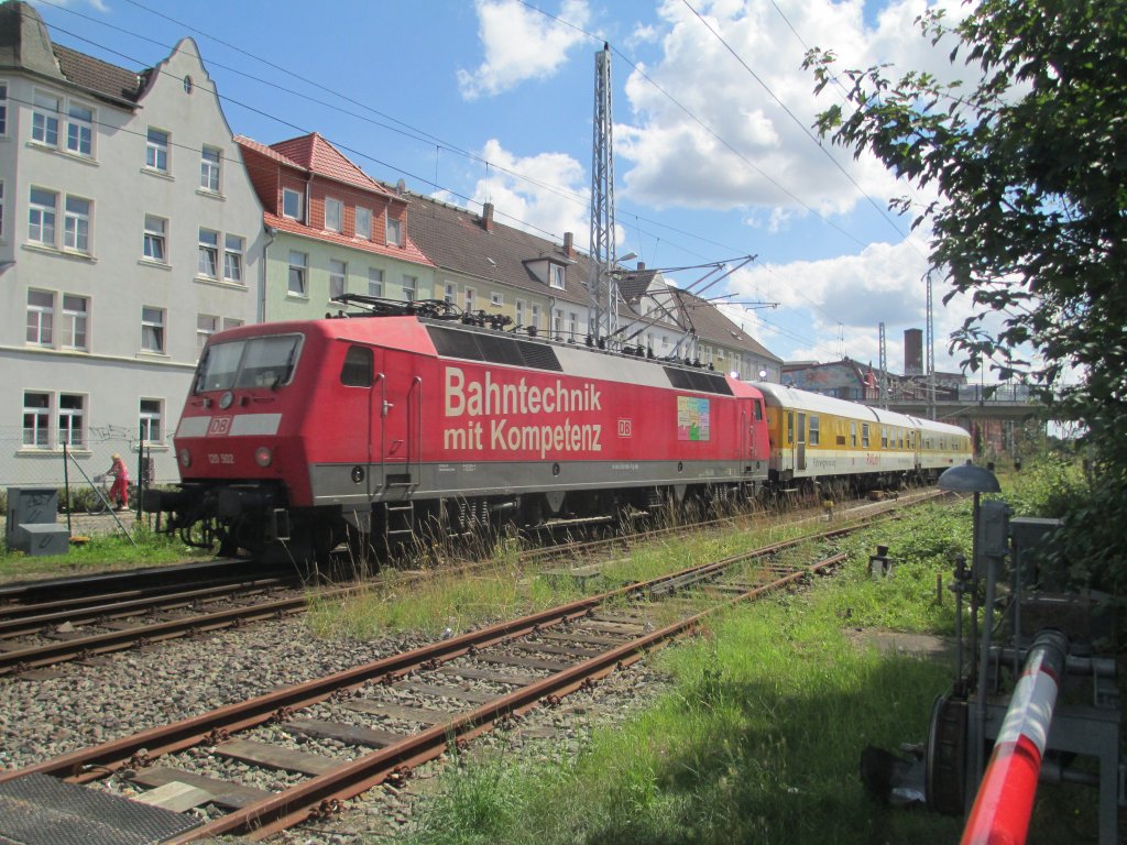 120 502 mit Messzug in Wismar am 14.8.2012