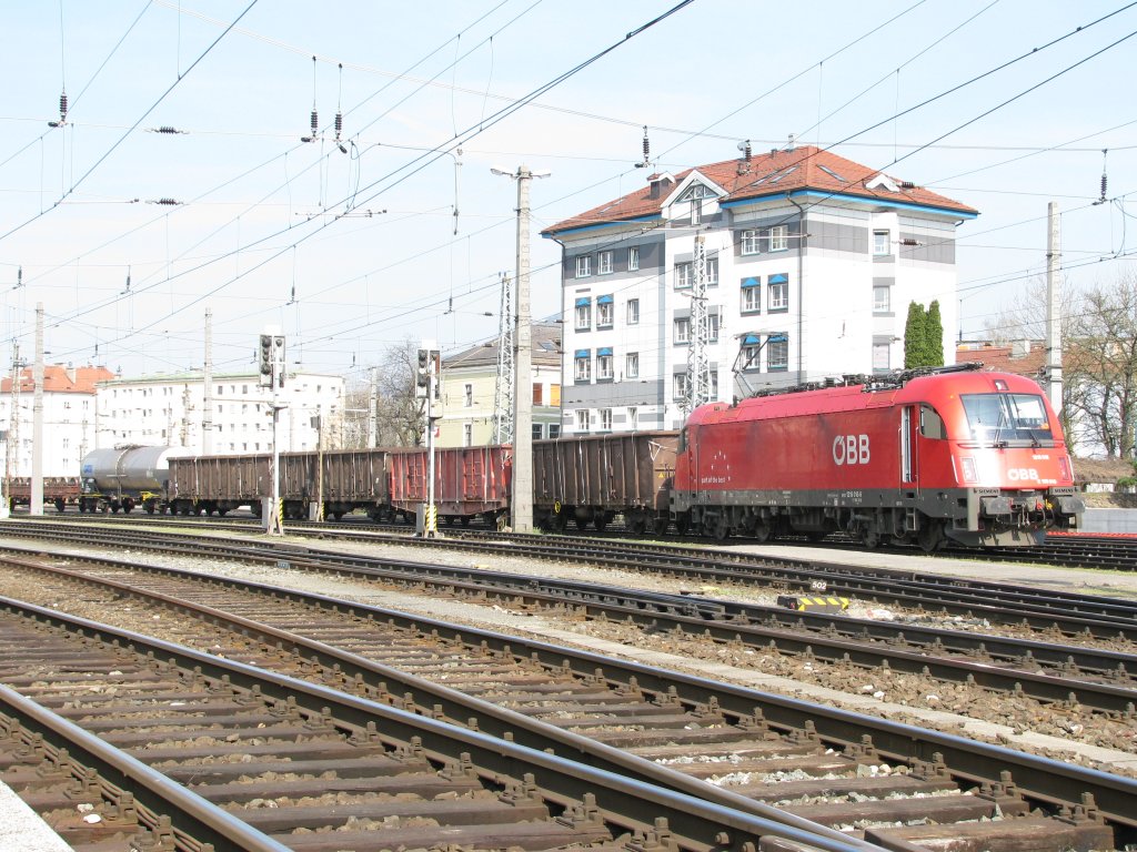 1216 016-6 im Salzburger Hbf am 08.04.2009