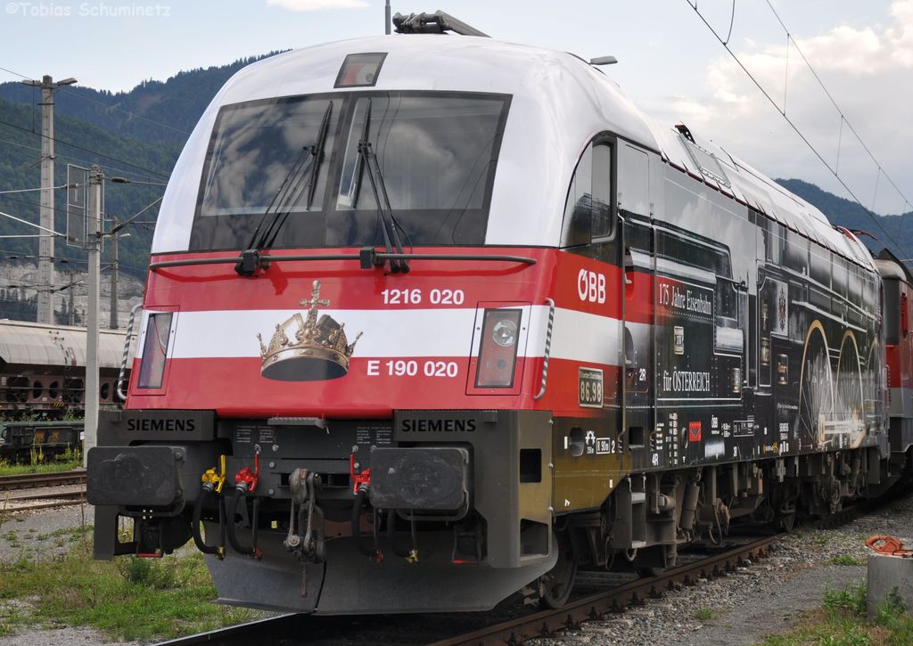 1216 020 am 07.07.2012 abgestellt in der Zugfrderung Wrgl