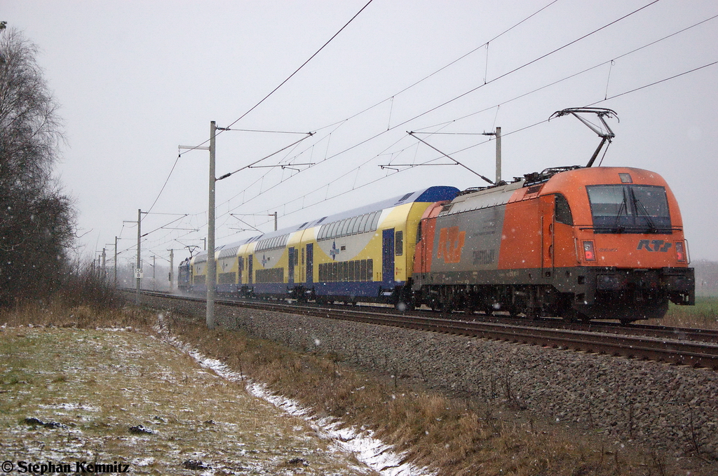 1216 901-9 RTS - Rail Transport Service GmbH fr ODEG - Ostdeutsche Eisenbahn GmbH mit dem RE4 (RE 37316) von Ludwigsfelde nach Rathenow bei Nennhausen. 11.01.2013