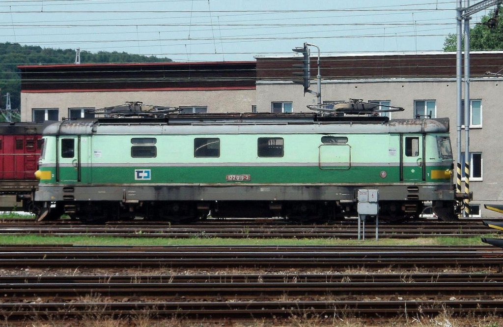122 019 in Bf. Valask Meziřič am 2012:06:30.