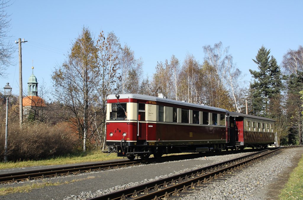 137 322 am 30.10.2010 in Johnsdorf. 
