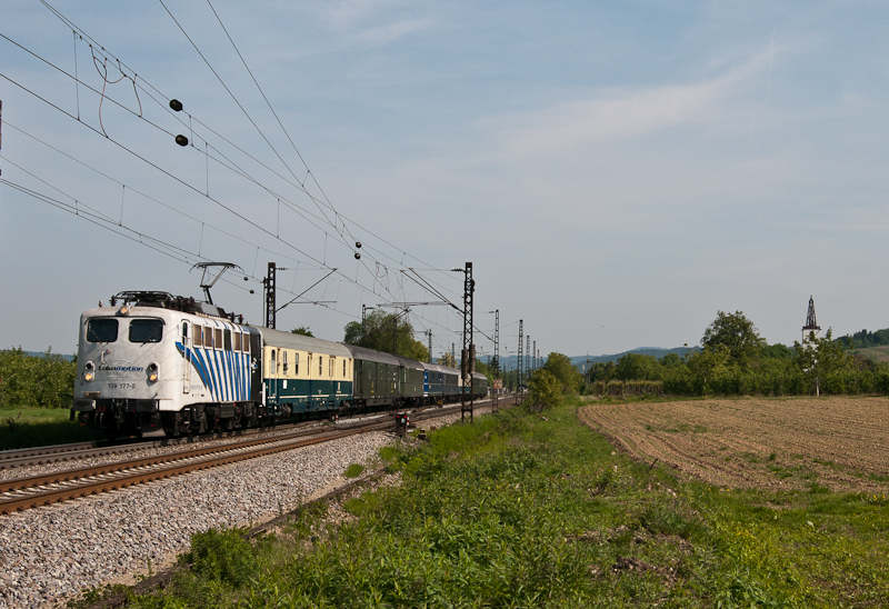 139 177 mit DPE 91656 (Frankfurt - Basel) am 7. Mai 2011 in Denzlingen.
