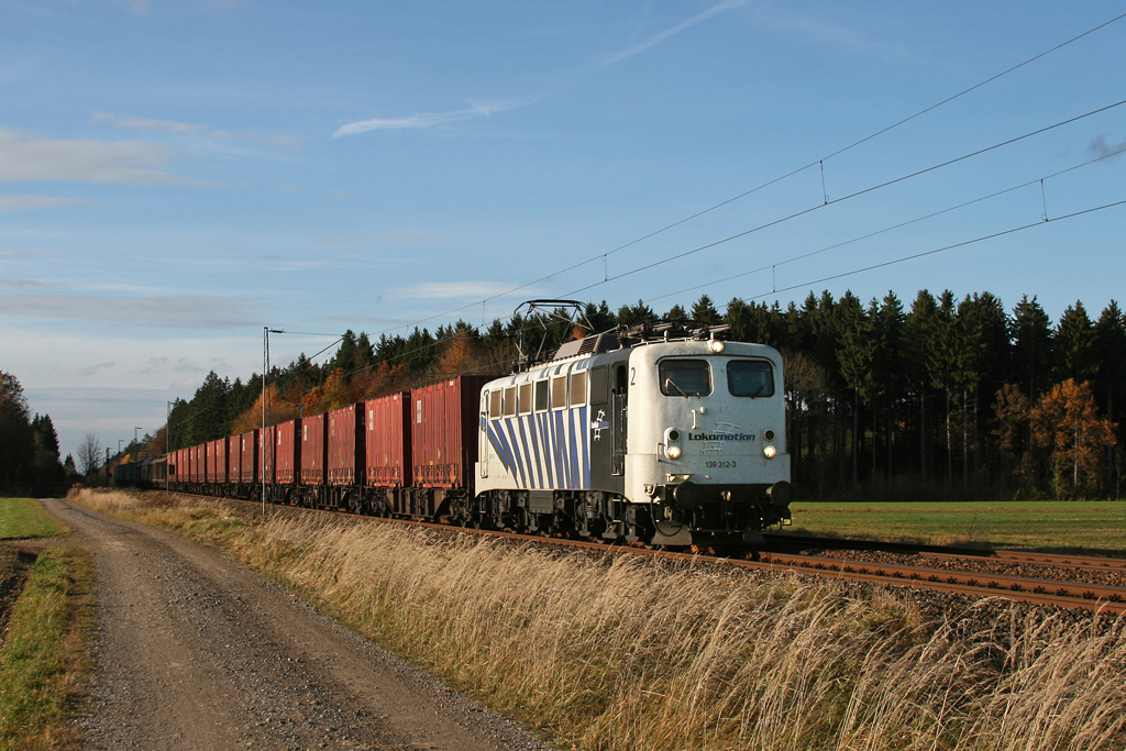 139 312 mit dem Hangartner am 03.11.2010 bei Sauerlach.