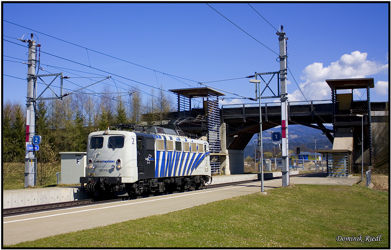 139 910 fhrt als Lokzug von Spielfeld nach Villach Hbf. Spielberg 03.04.2011