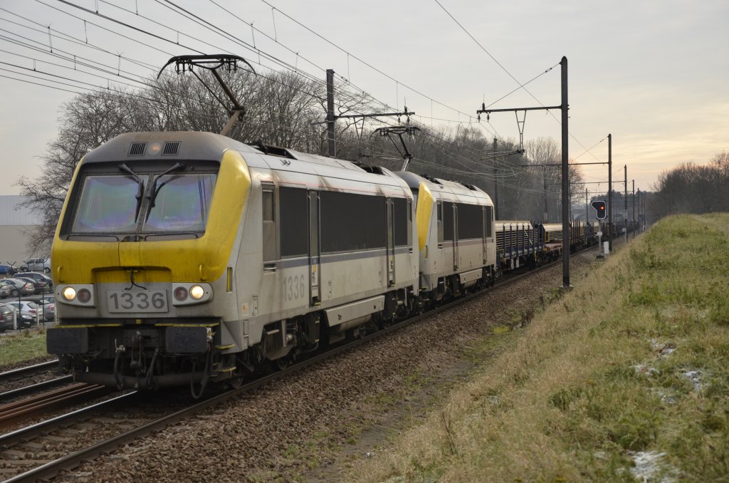 13er doppel mit Stahltr�gern aus Luxemburg in Mortsel. Aufgenommen am 13.12.2012