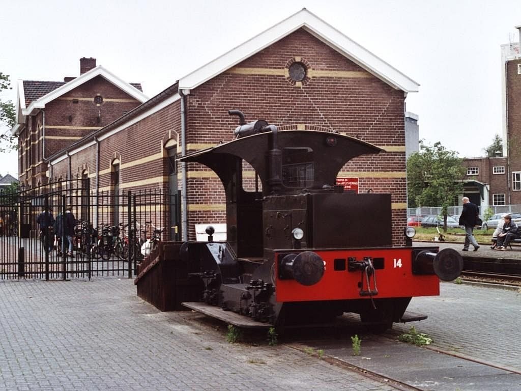 14 der MBS (ehemalige NS 145) auf Bahnhof Haaksbergen am 1-6-2000. Bild und scan: Date Jan de Vries.