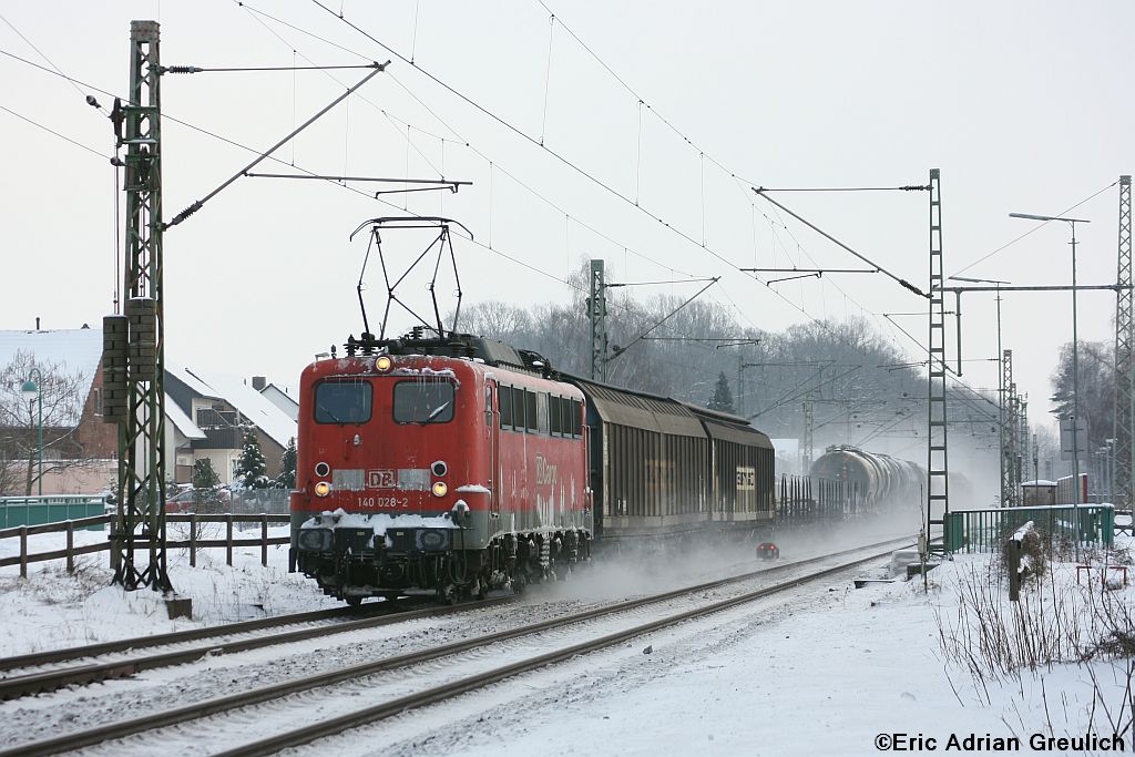 140 028 am 29.12.2010 bei Hmelerwald.