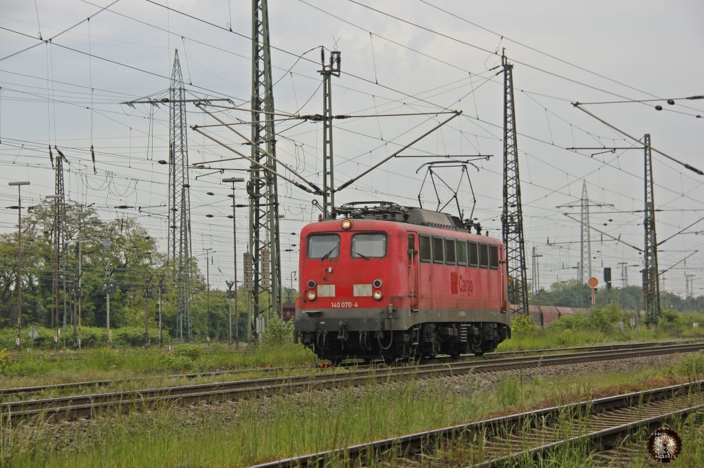140 070-4 in Oberhausen-West, Mai 2013.