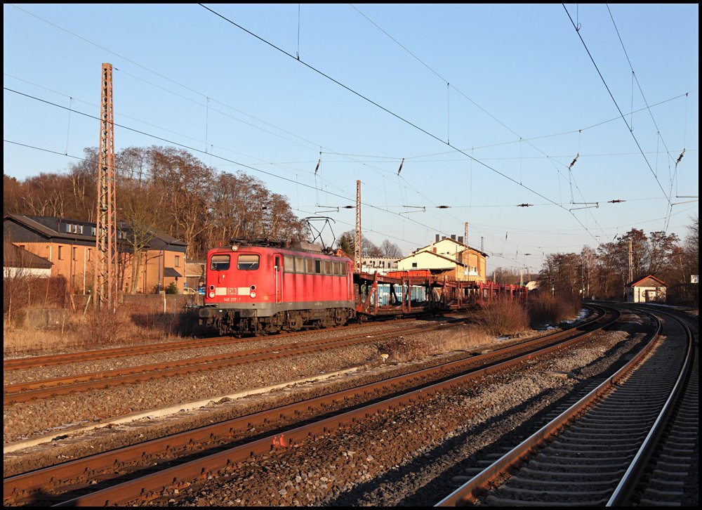140 214 (9180 6140 214-1 D-DB) hat vermutlich den Leerzug  AUDI-Express , Emden - Ingolstadt-Nord, am Haken. (Westhofen am 18.02.2010)

