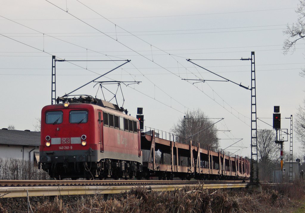 140 261-9 mit einem Gz Richtung Mnchengladbach Hbf an Km 28.4 der KBS485 24.3.10