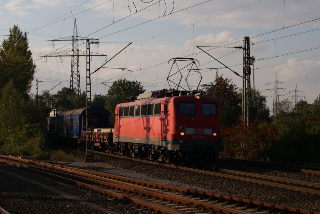 140 440-9 mit einem Trafo Transport in Dsseldorf-Eller am 19.09.2011