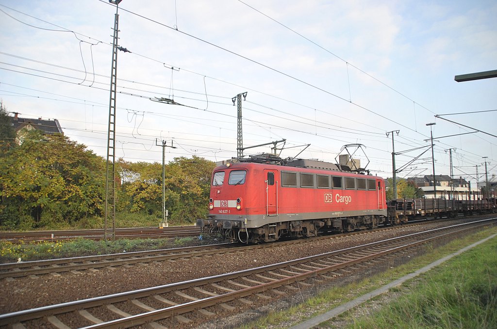 140 627, mit Stahltrgerzug in Lehrte, am 12.10.2010