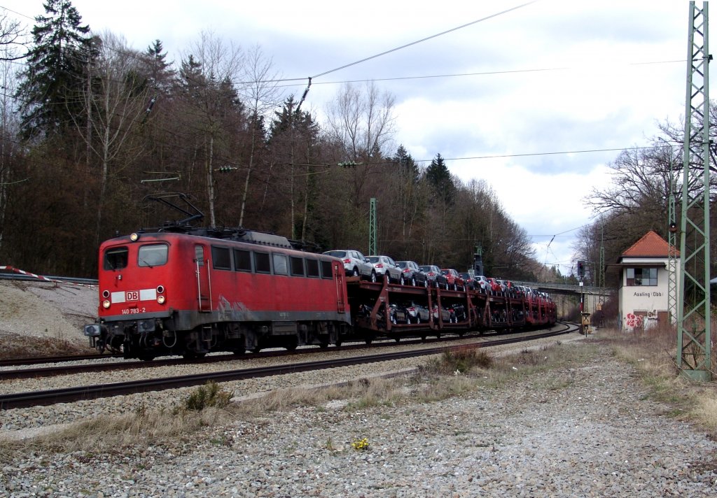 140 783 mit einem Autozug am 29.03.2008 unterwegs bei Assling.
