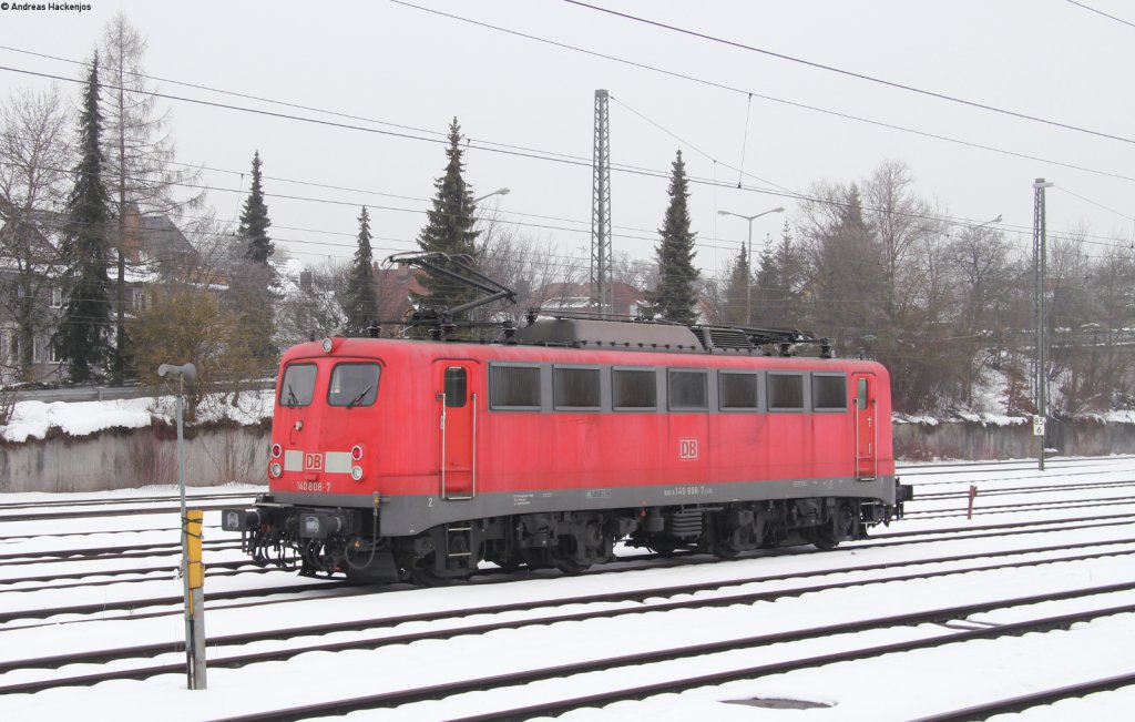 140 808-7 als Tfzf 92990 ((Schaffhausen)Villingen(Schwarzw)-Karlsruhe Hbf) in Villingen 27.2.13