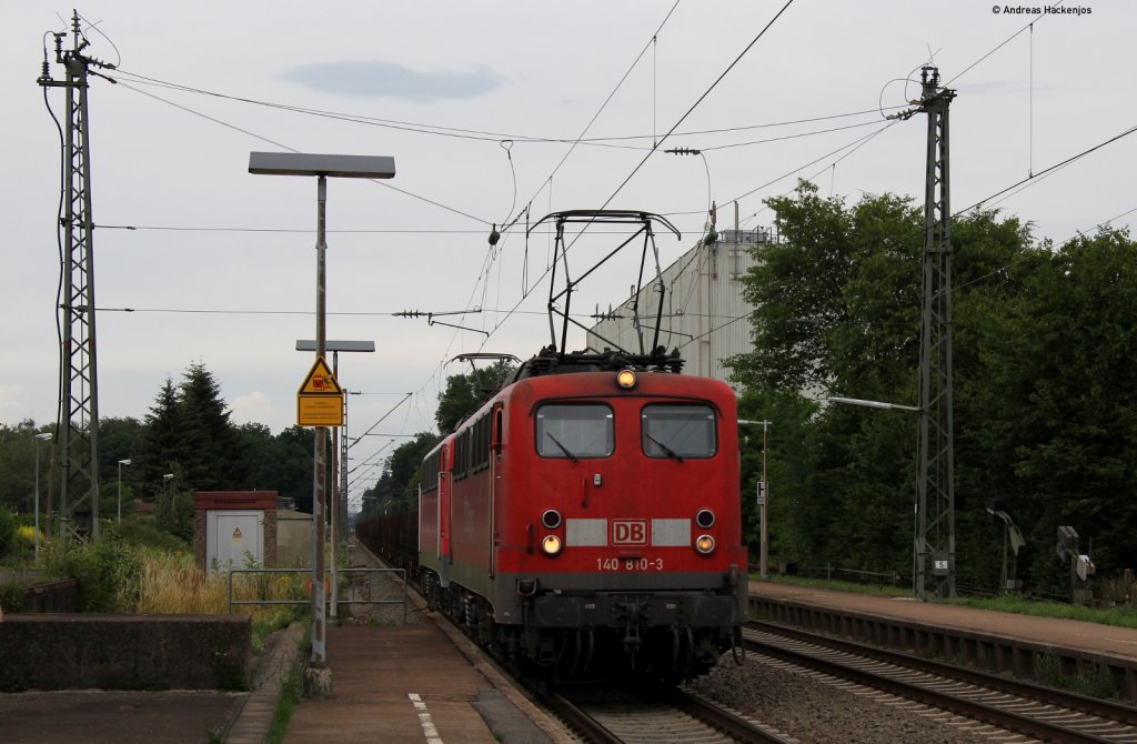 140 810-3 und 797-2 mit einem R(e)s Ganzzug Durchfahrt Forchheim 7.6.11