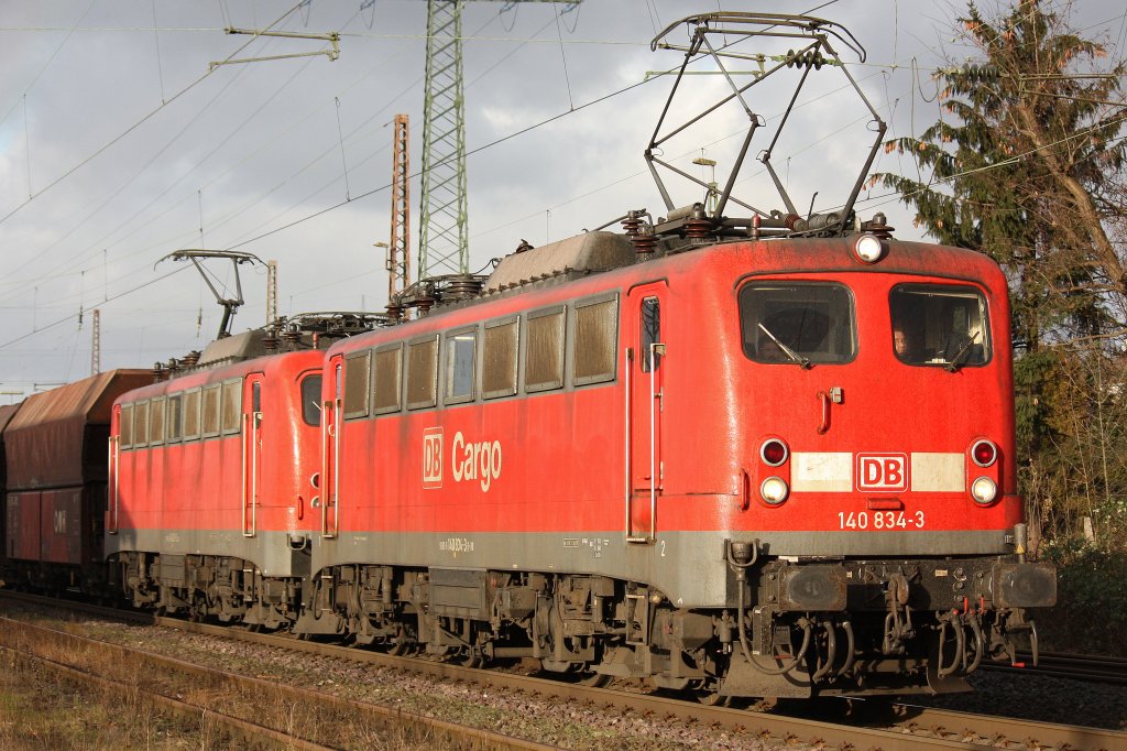 140 834+821 am 5.1.12 bei der Durchfahrt durch Ratingen-Lintorf.