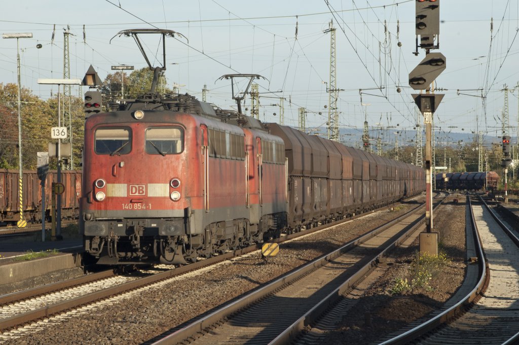 140 854 mit unbekannter 140 in Neuwied am 12.10.2007.