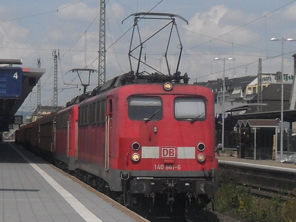 140 861-6 fuhr am 3.8.10 durch Koblenz Hbf.