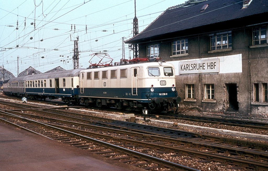 141 236  Karlsruhe Hbf  14.07.78