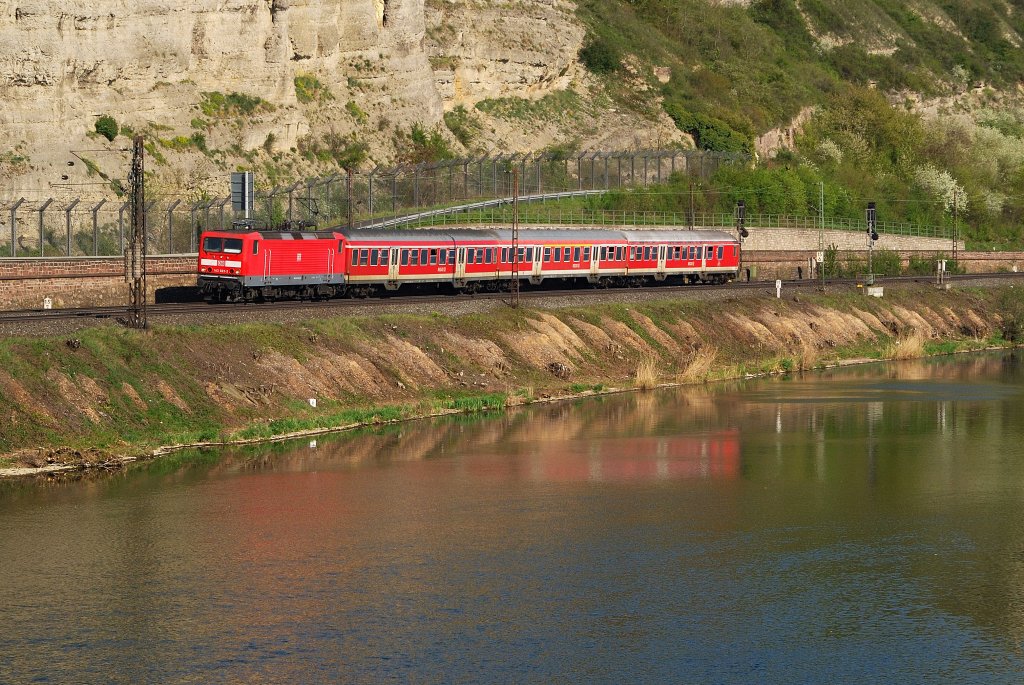 143 022 mit RB 34788 in Retzbach-Zellingen (24.04.2010)