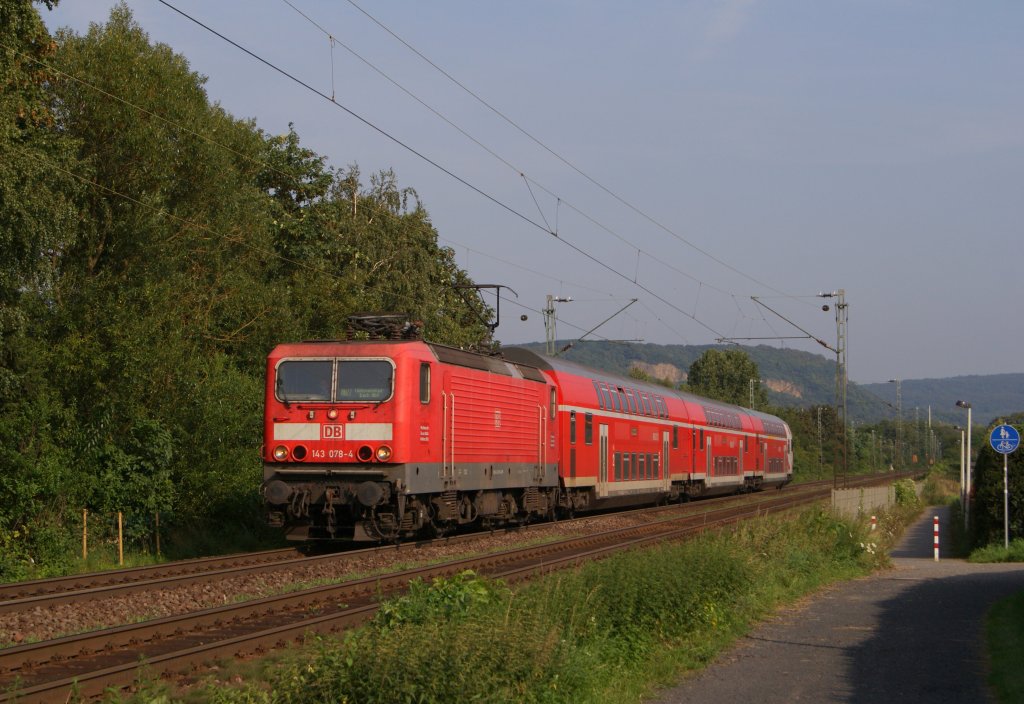 143 078-4 mit der RB 27 nach Mnchengladbach Hbf in Bonn-Limperich am 22.08.2011