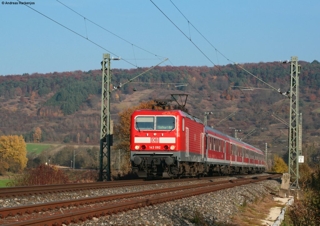143 092-5 mit dem RE 4943 (Wrzburg Hbf-Stuttgart Hbf) bei Gerlachsheim 31.10.10