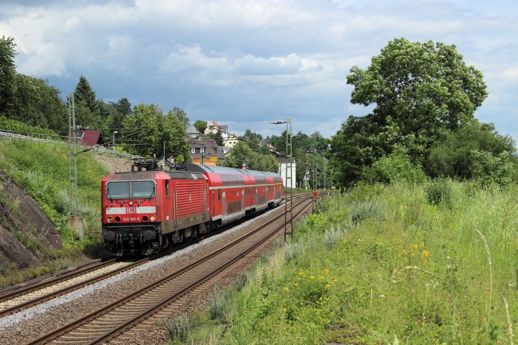 143 194-9 mit der RB 27 nach Kln Hbf in Leutesdorf am 23.06.2012