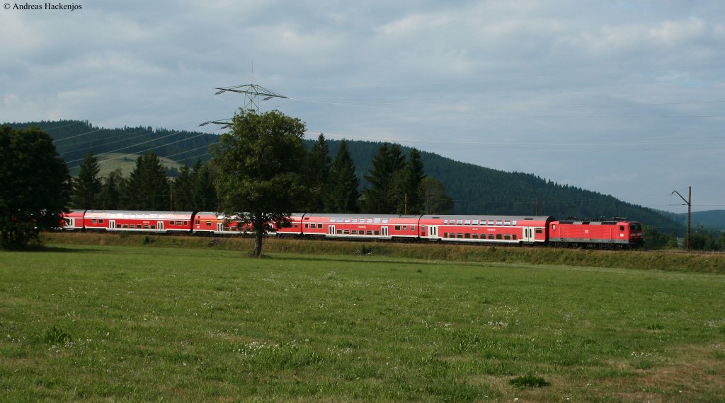143 312-7 und 143 308-5 mit der RB 31609 (Freiburg(Breisgau) Hbf-Seebrugg) bei Titisee 25.7.10