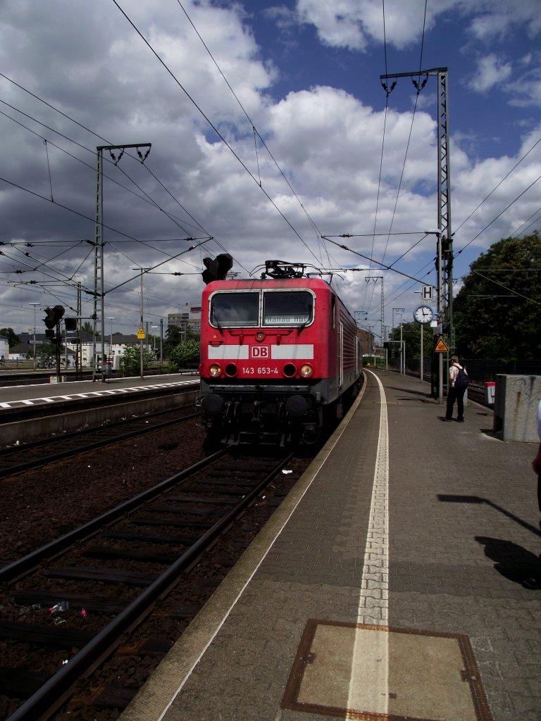 143 653-4 mit RB 55 in Frankfurt am Main Sd am 08.07.11