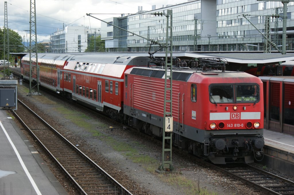 143 810-0 mit RB nach Seebrugg in Freiburg am 27.08.2011