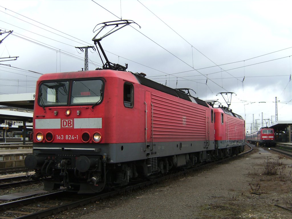 143 824 und 112 170 am 4.12.09 im Nrnberger Hbf.