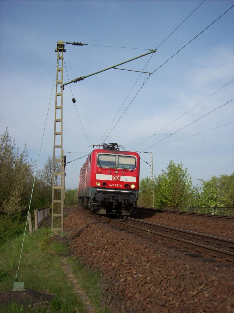143 831-6 als S1 Miltitz - Leipzig HBF zwischen Leipzig Grnauer Allee und Leipzig Plagwitz 29.04.2010