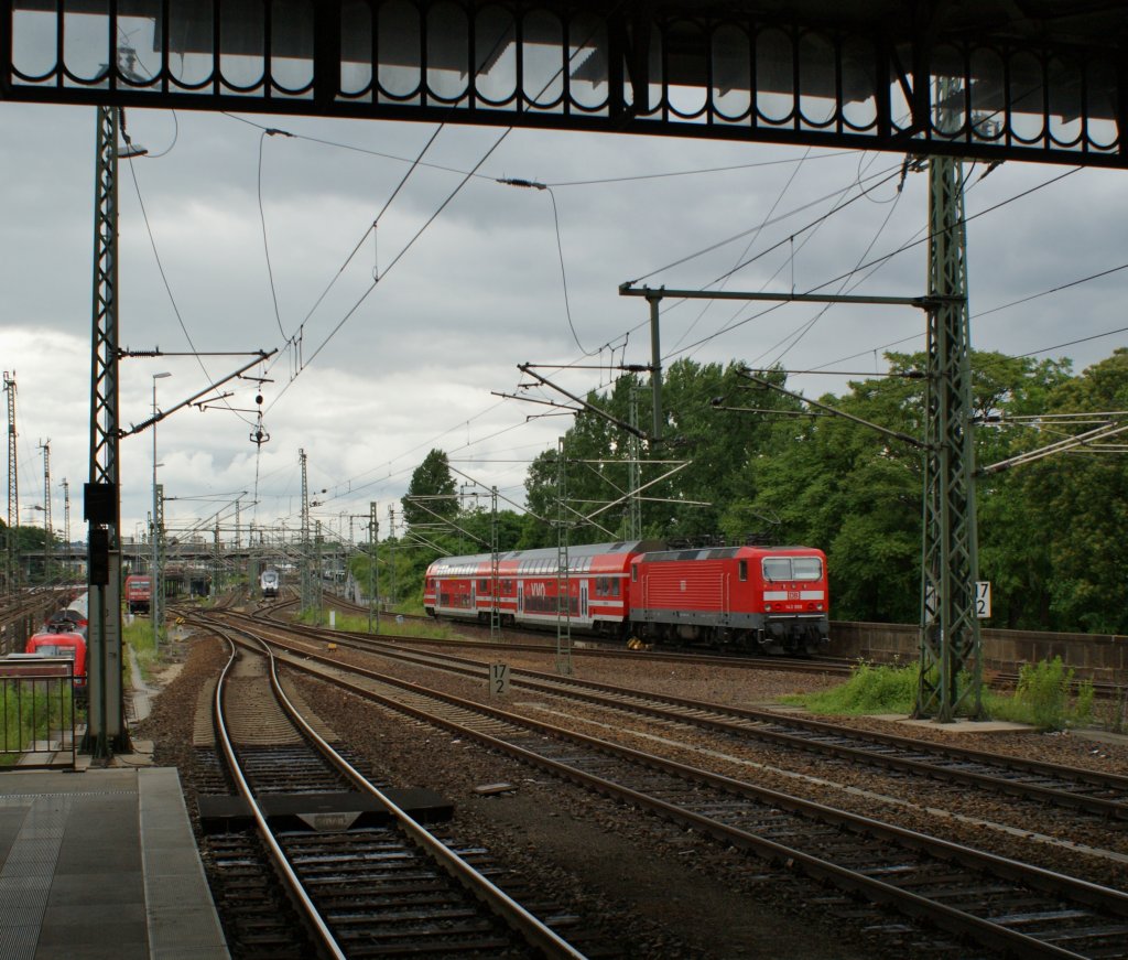 143 909 als S-Bahn in Dresden unterwegs am 30.06.13.