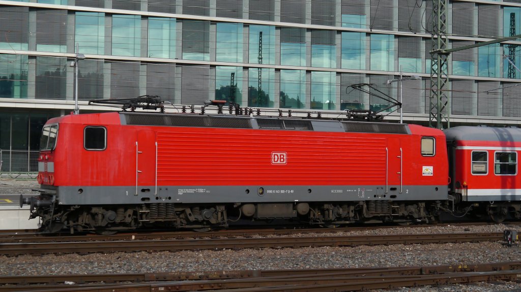 143 920-7 im Stuttgarter Hbf. (26.09.12)