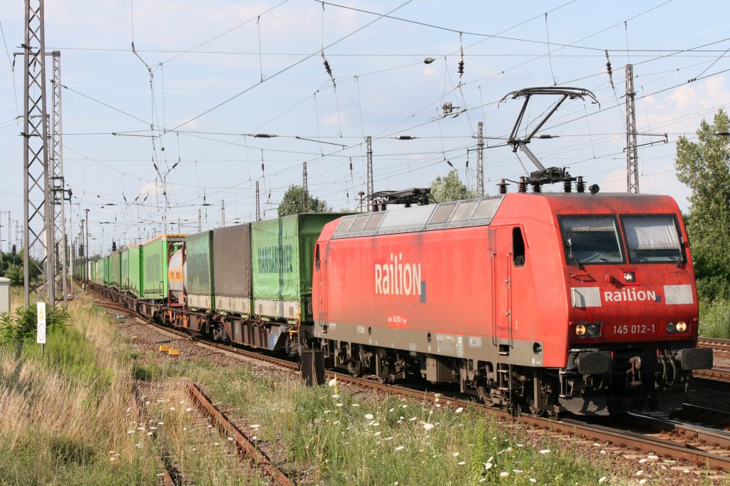 145 012-1 mit Hangartner Zug am 09.07.2011 in Priort.